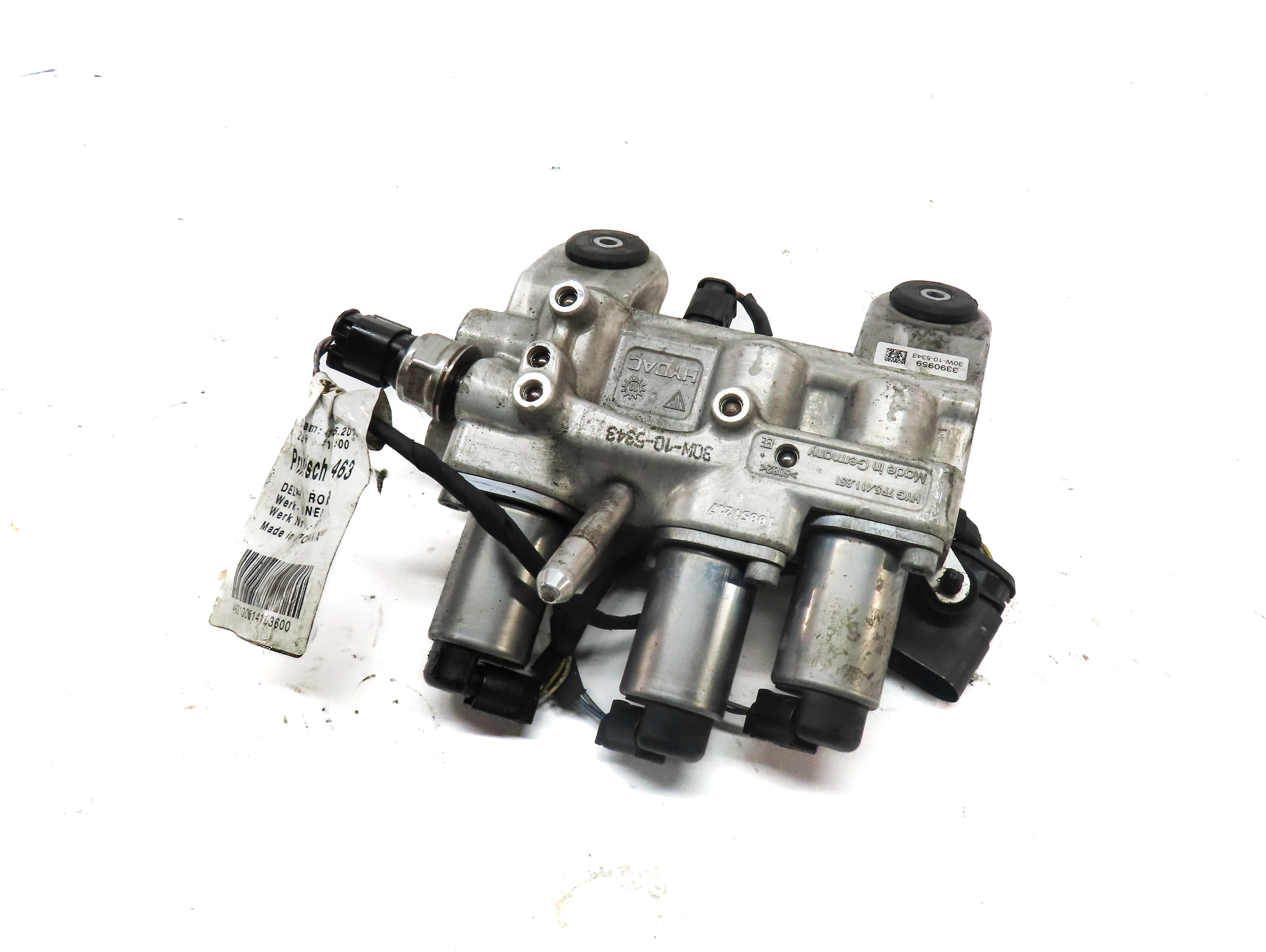 2011 PORSCHE CAYENNE (958) SUSPENSION SELF LEVELING LEVEL VALVE BLOCK — exact item pictured